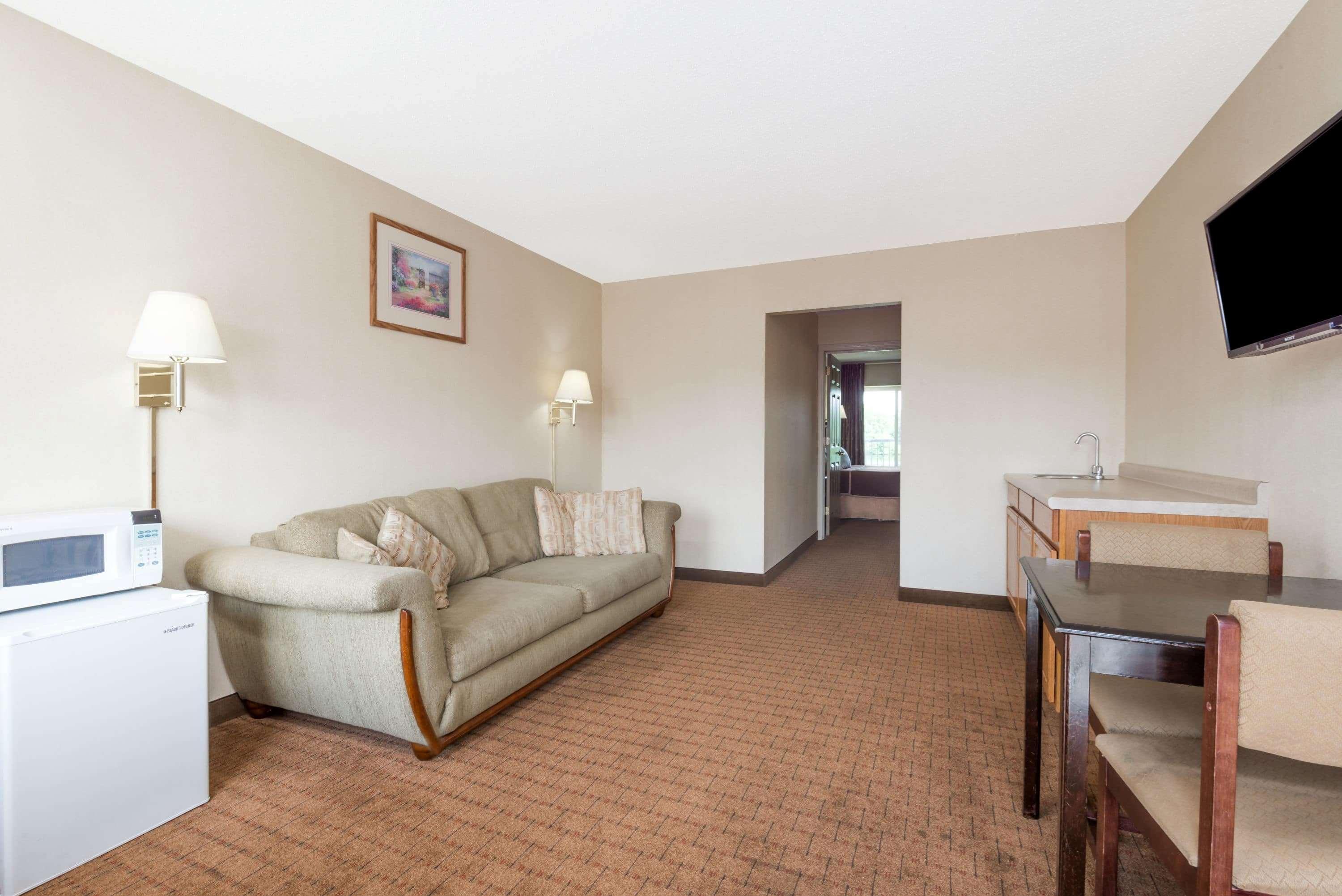 Howard Johnson By Wyndham Springfield Buitenkant foto