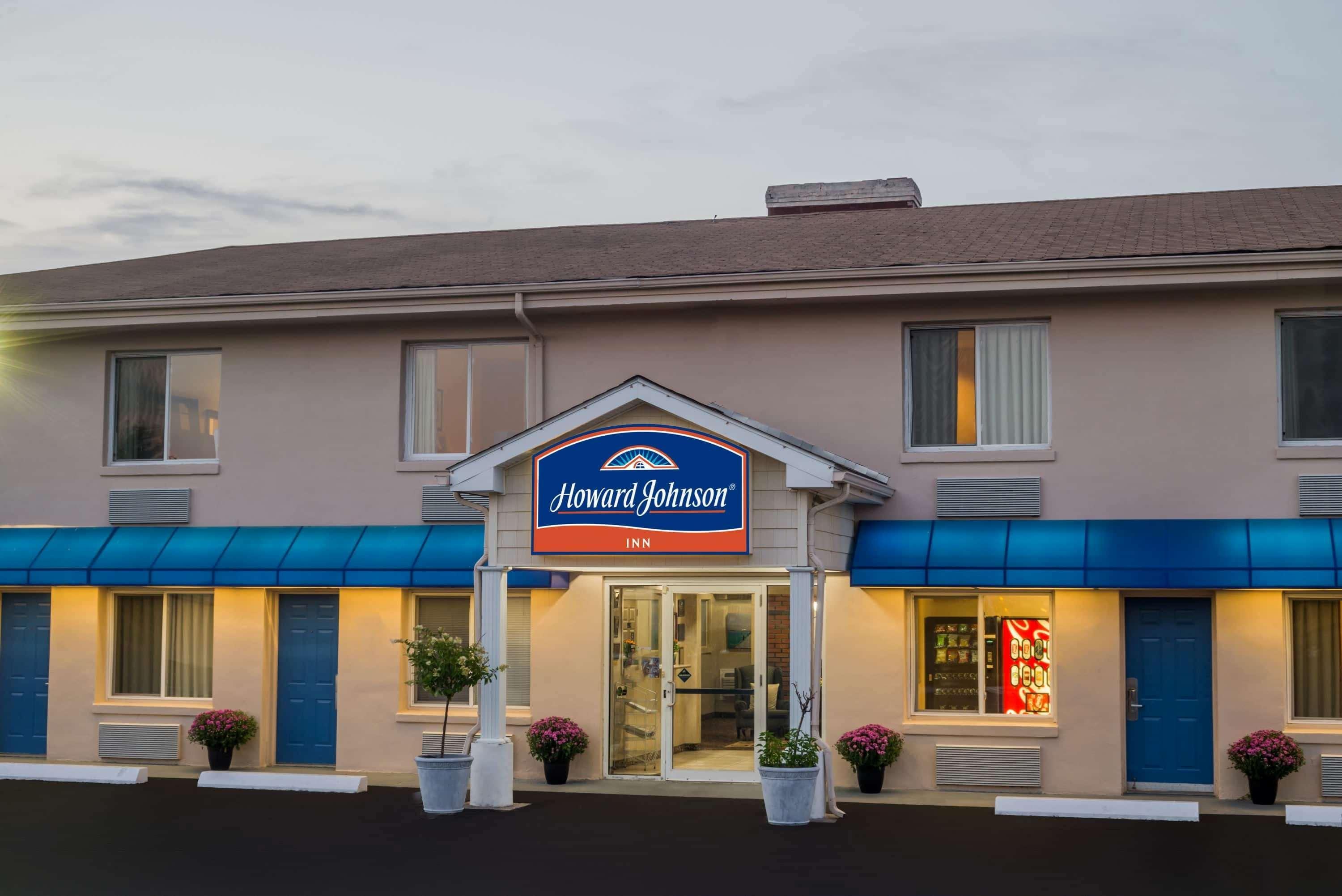 Howard Johnson By Wyndham Springfield Buitenkant foto